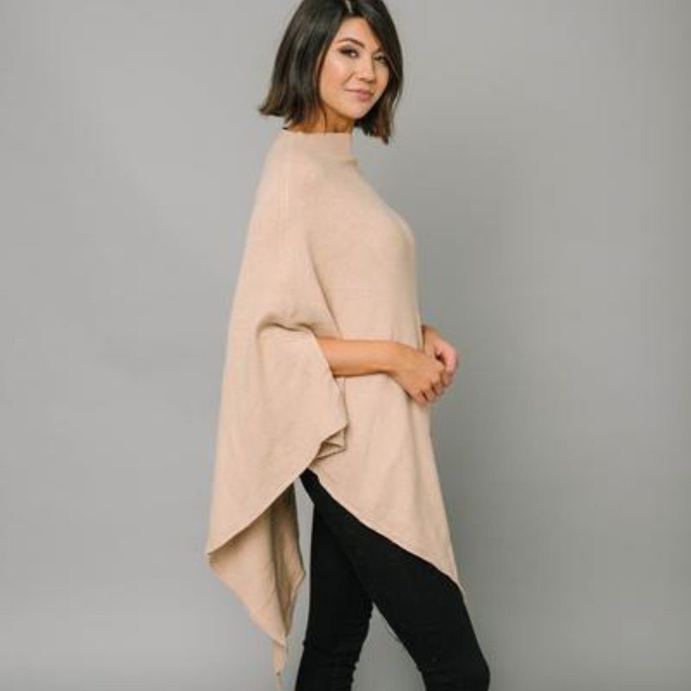 BNWT Poncho